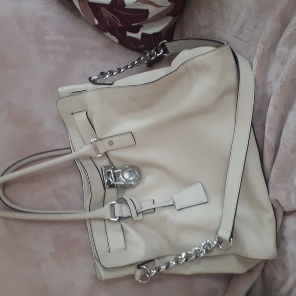 Michael Kors Bag - Picture 6 of 7